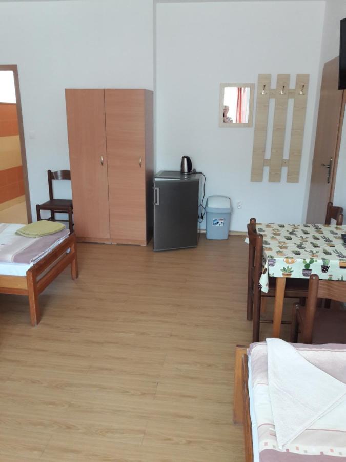 Ubytovna A Penzion Tavros Žilina Exterior foto